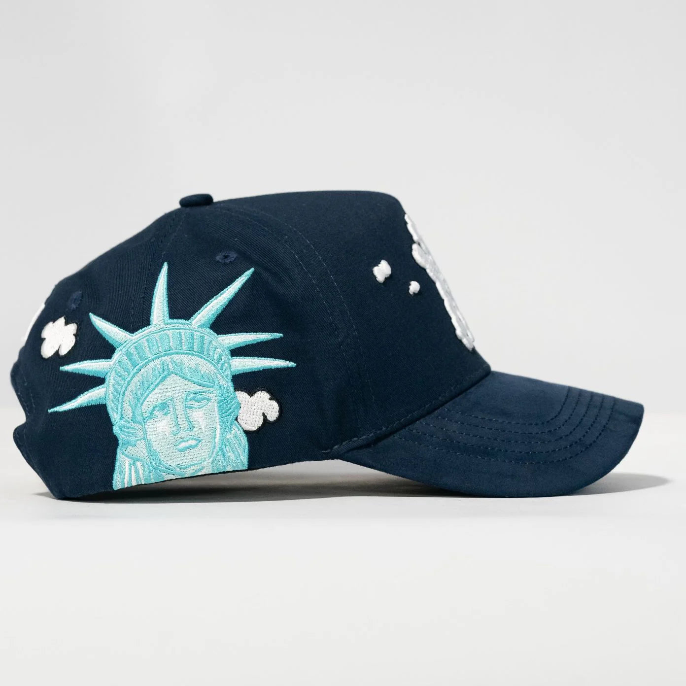 ¨31 HATS¨ NEW YORK ANIVERSARIO