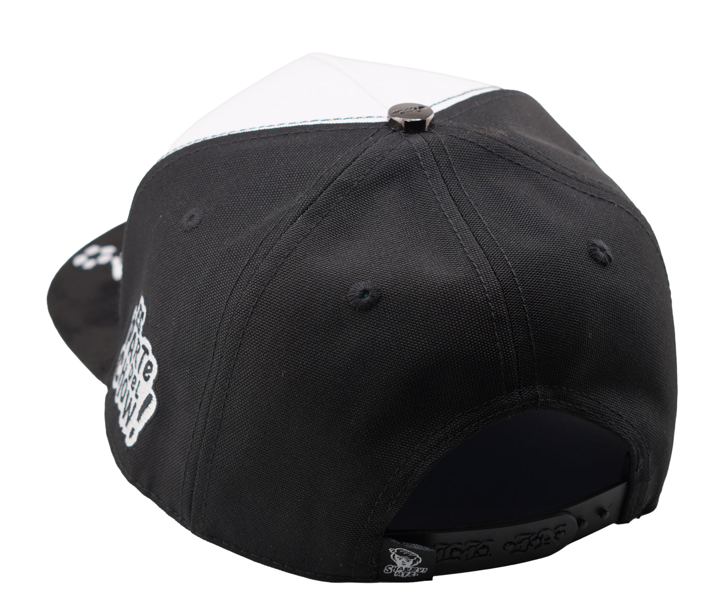 SHAGGY MYSTERI MACHINE BLACK AND WHITE